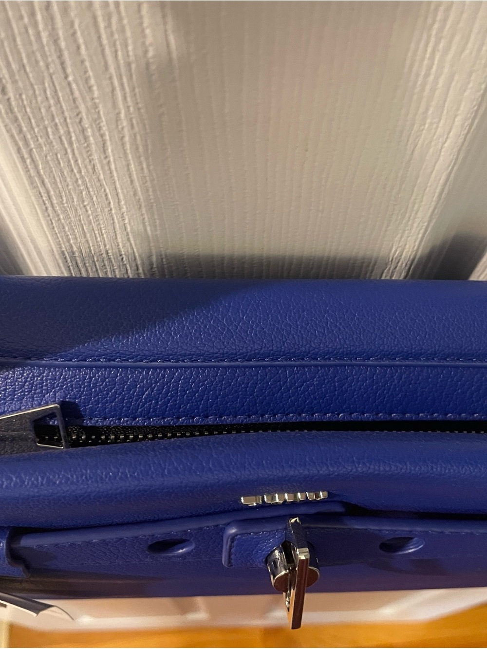 DKNY Bleeker Crossbody Bag NWT $269 MSRP- Blue - Picture 2 of 4